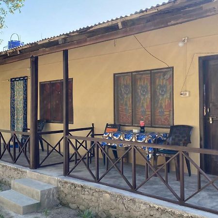 Nanu'S Bardiya Homestay Ngoại thất bức ảnh