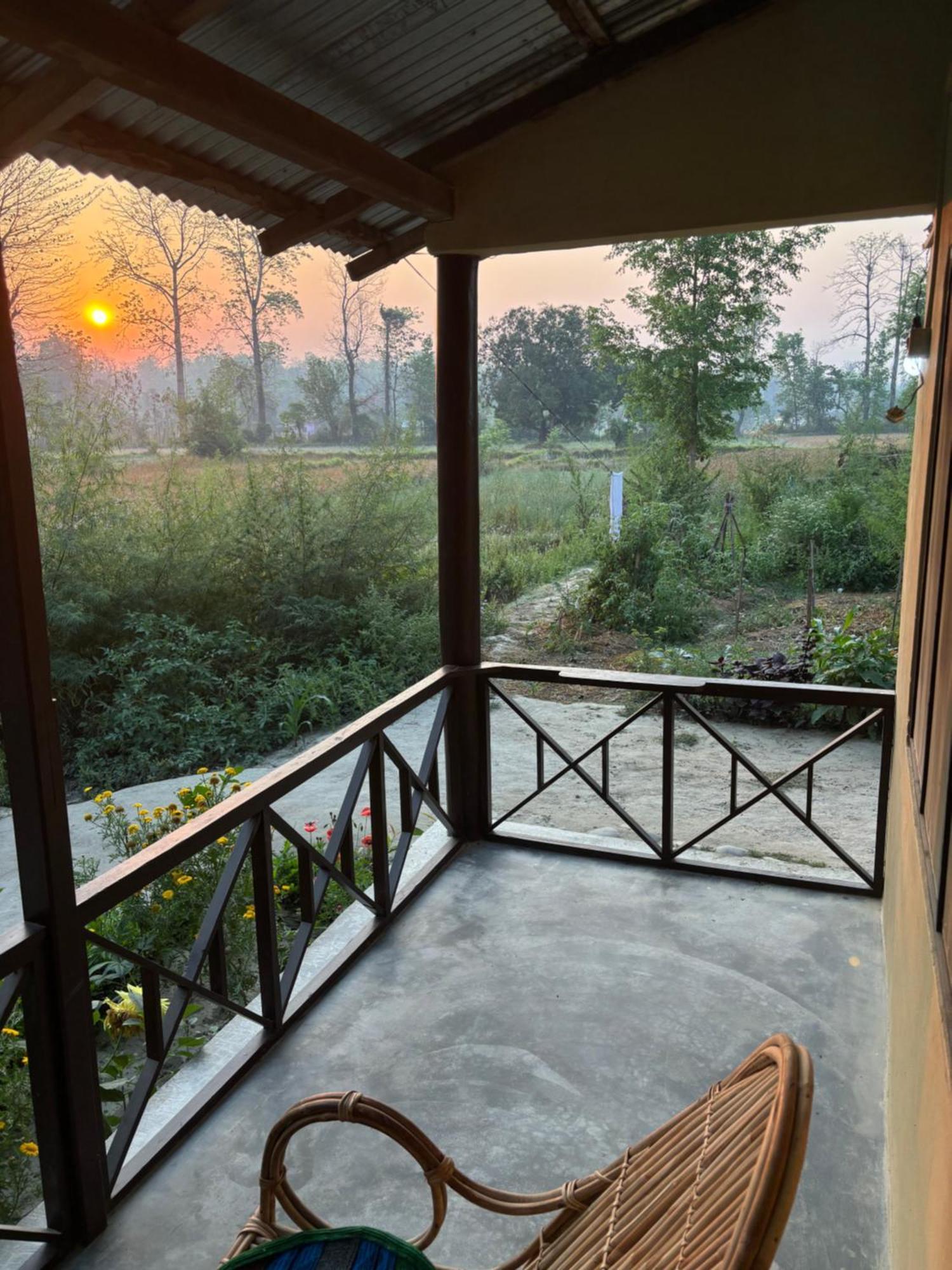 Nanu'S Bardiya Homestay Ngoại thất bức ảnh